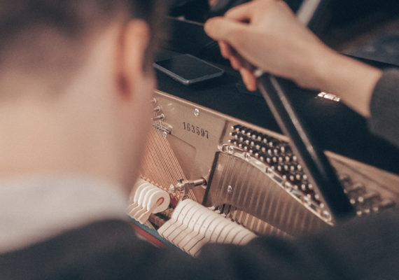 Werkstatt für Klaviere und Pianos